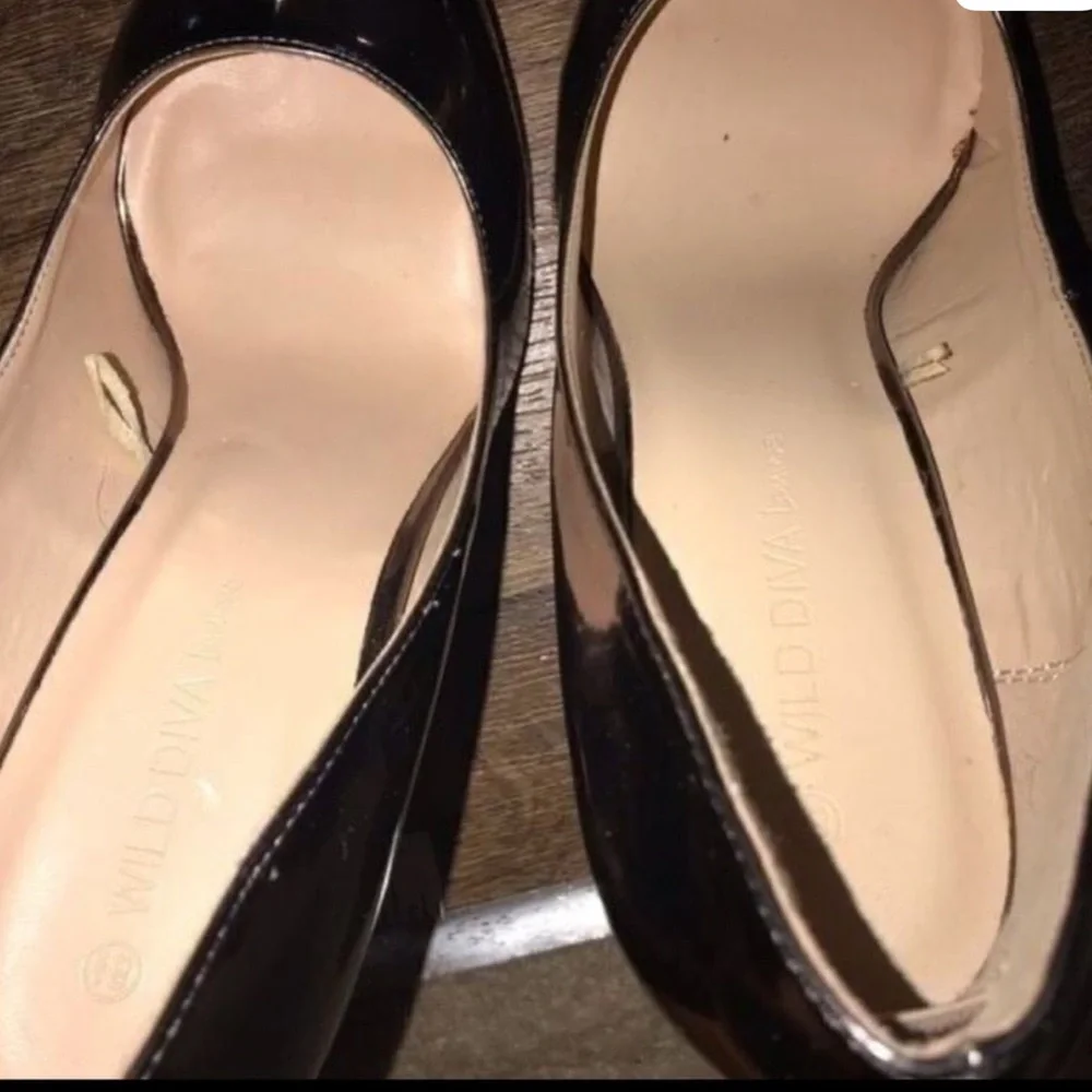 Wild Diva Metallic Silver Heels